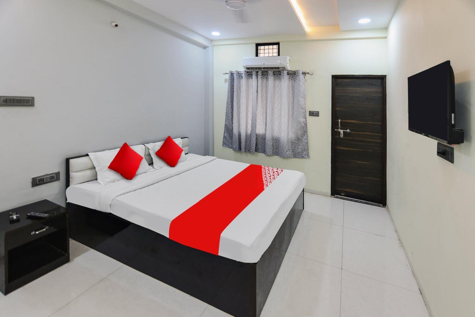 Chandrapur Oyo Hotel Blackgold المظهر الخارجي الصورة