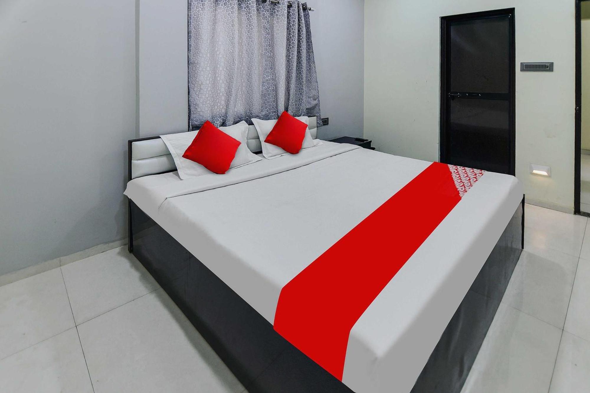 Chandrapur Oyo Hotel Blackgold المظهر الخارجي الصورة