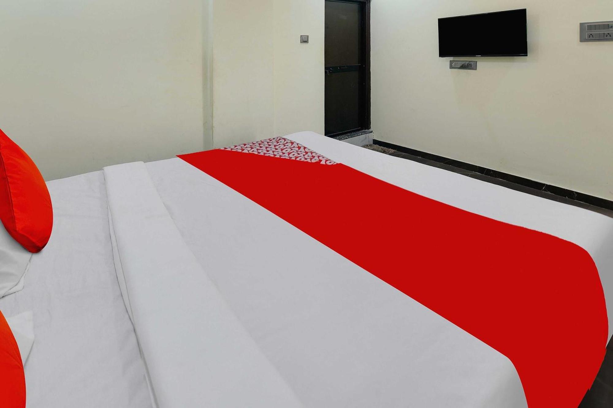 Chandrapur Oyo Hotel Blackgold المظهر الخارجي الصورة