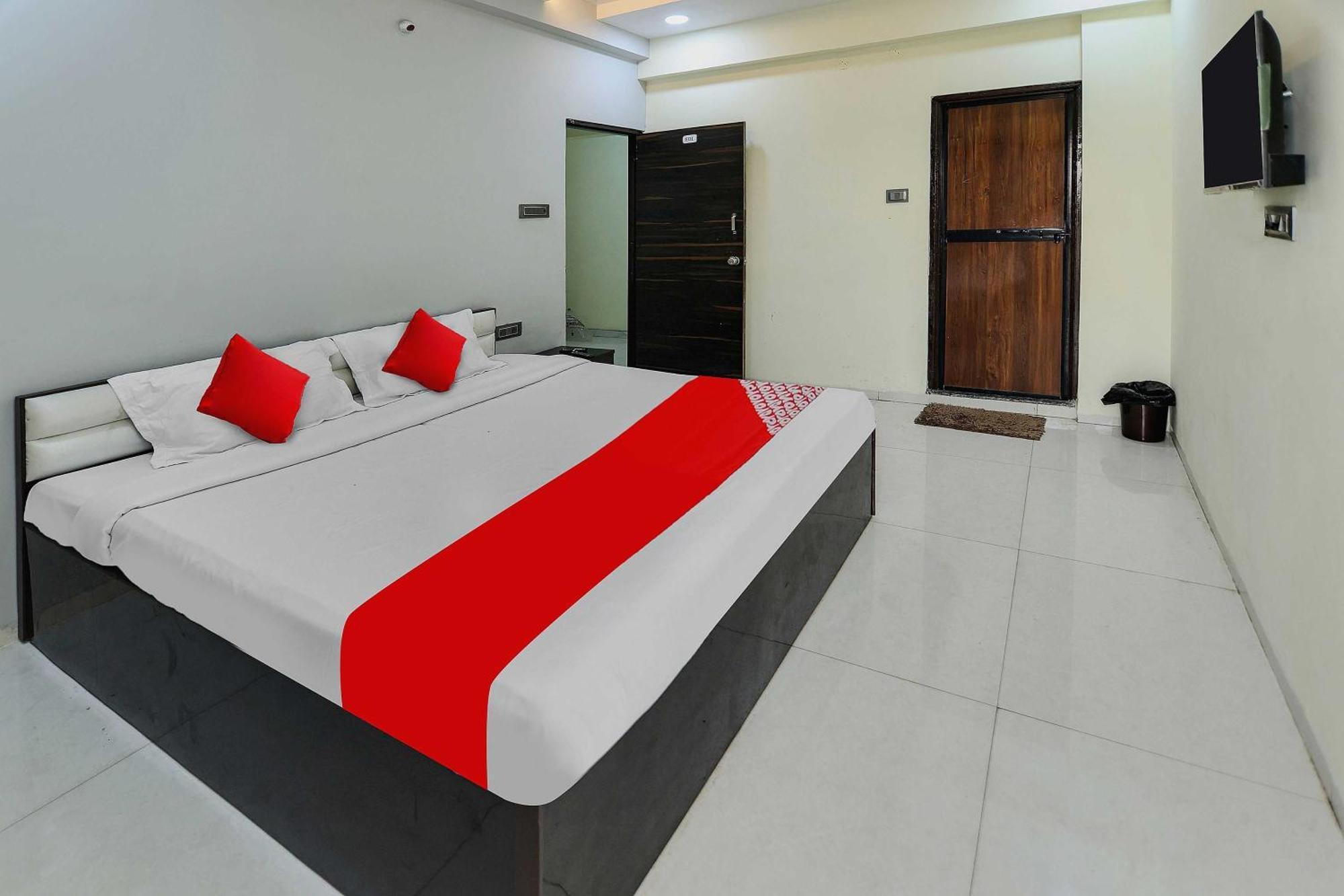 Chandrapur Oyo Hotel Blackgold المظهر الخارجي الصورة