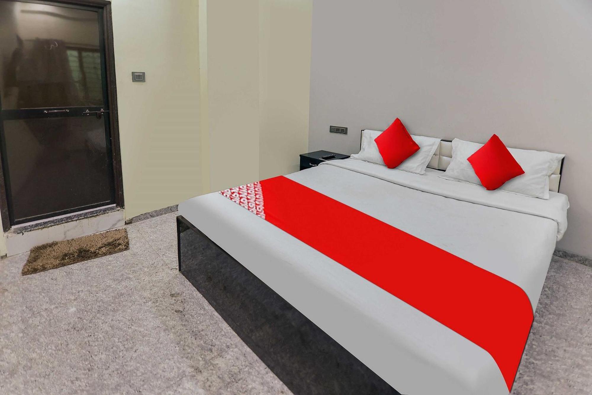 Chandrapur Oyo Hotel Blackgold المظهر الخارجي الصورة