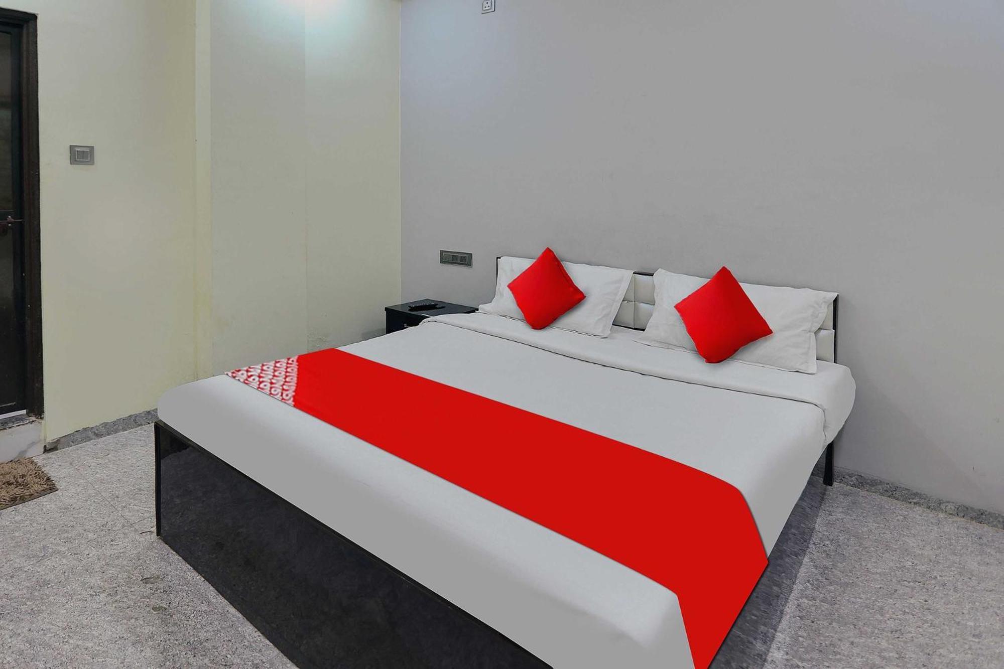 Chandrapur Oyo Hotel Blackgold المظهر الخارجي الصورة