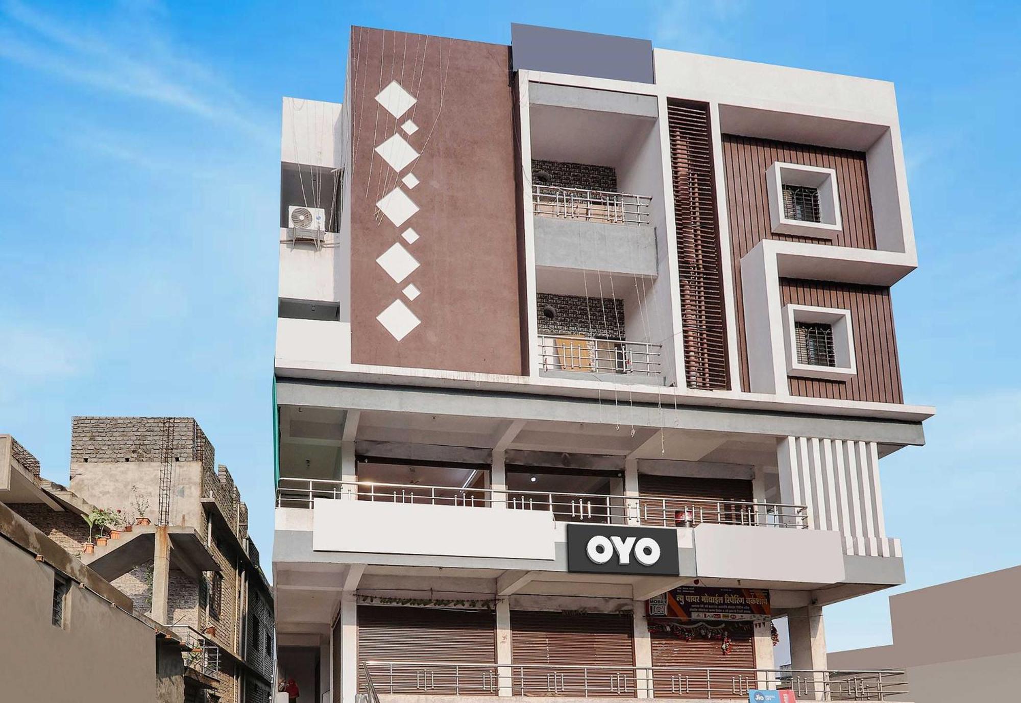 Chandrapur Oyo Hotel Blackgold المظهر الخارجي الصورة